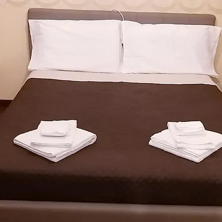 Gli Oleandri 3* 斯特雷萨