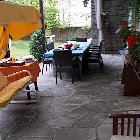 Couette-café Gli Oleandri 3*