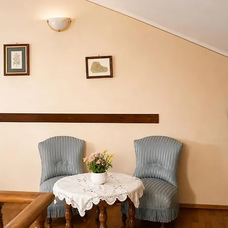 Gli Oleandri Couette-café Stresa