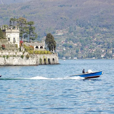 住宿加早餐酒店 Gli Oleandri 斯特雷萨