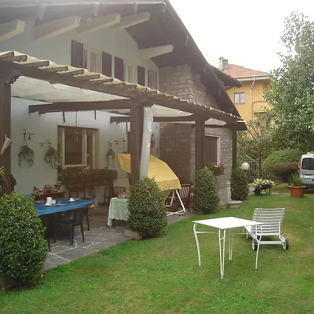 Bed and Breakfast Gli Oleandri 3*