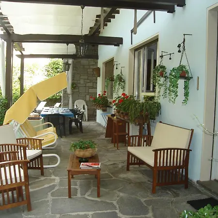 Gli Oleandri Bed and Breakfast Στρέσα