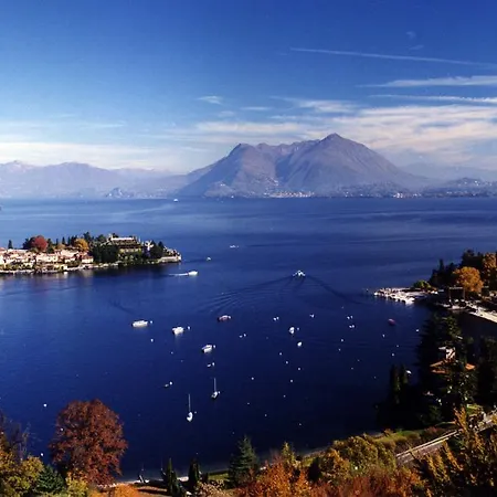 Gli Oleandri Couette-café Stresa