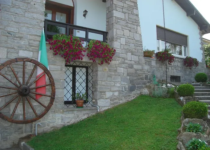 Bed & Breakfast Gli Oleandri 4*