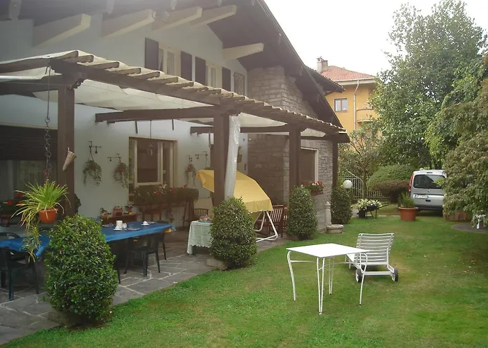 Bed & Breakfast Gli Oleandri 4*