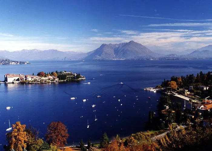 Gli Oleandri 住宿加早餐酒店 斯特雷萨