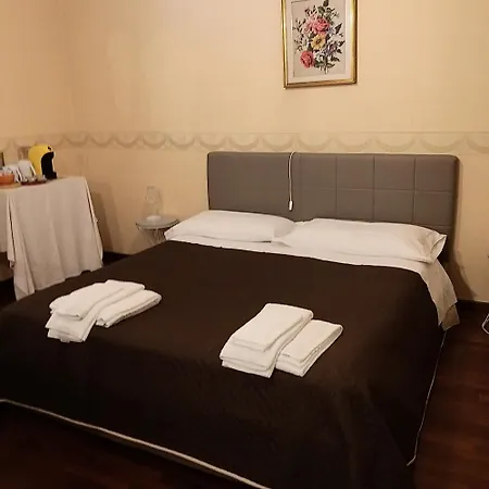 Gli Oleandri فندق مبيت وإفطار