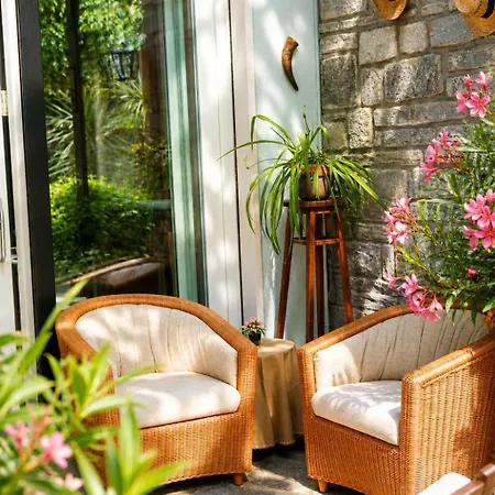 B&B Gli Oleandri 스트레사